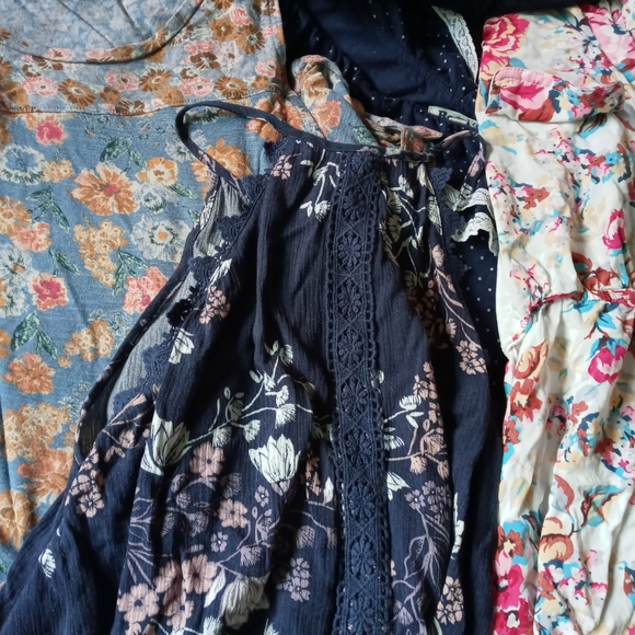 Small top bundle - Picture 5 of 6